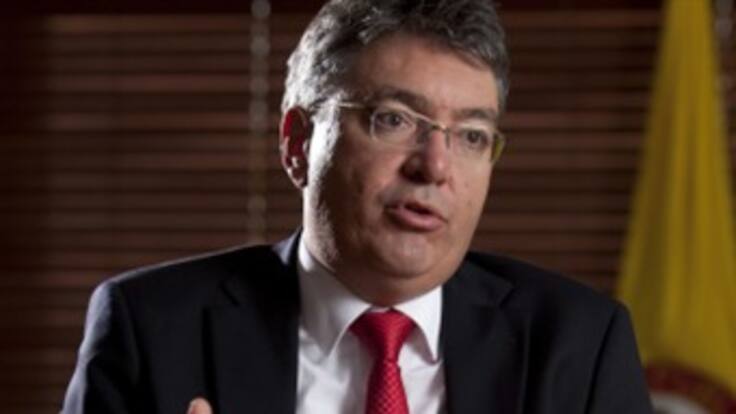 Organizaciones criminales tratan de acorralar con crímenes a la DIAN: Cárdenas