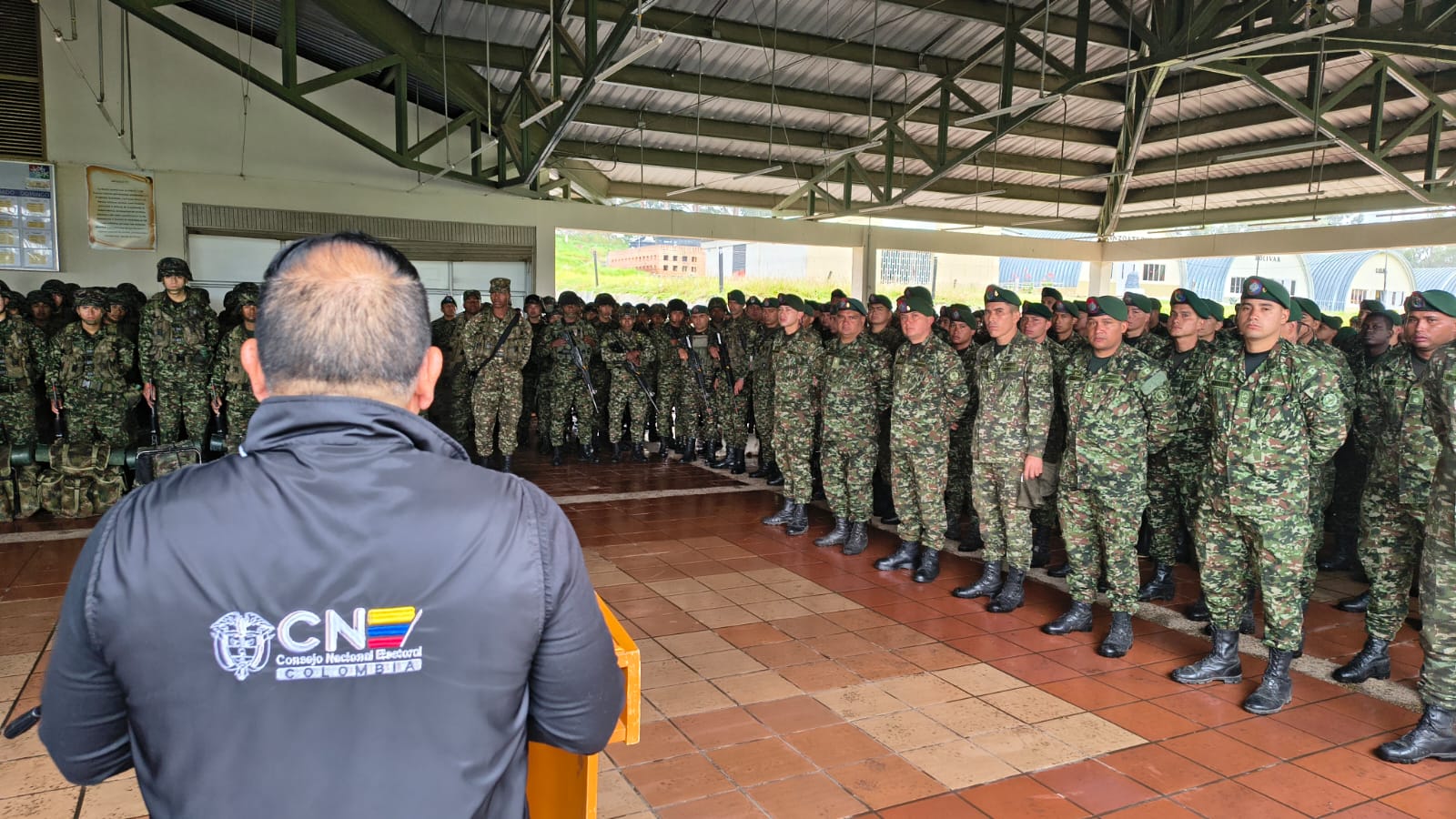 Capacitación a miembros de la Fuerza Pública -Foto: CNE