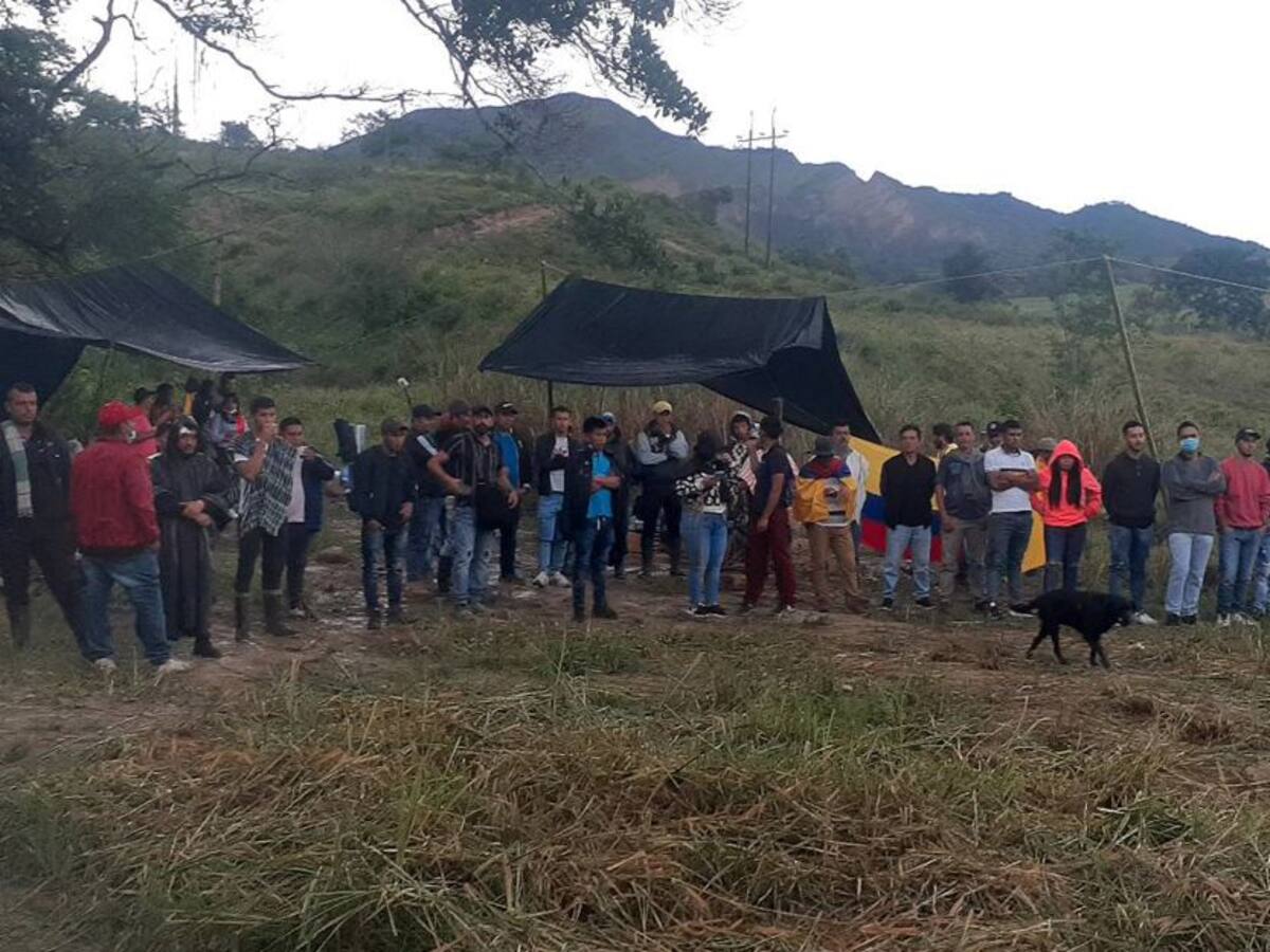 Se divide el paro en el Huila por desacuerdos entre camionera e indígenas