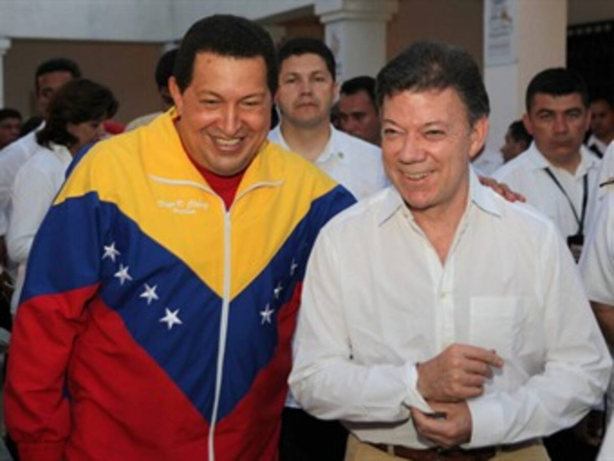 El mejor homenaje de Colombia para Hugo Chávez es llegar a la paz: Santos