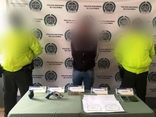 Alias ‘Brócoli’ fue capturado con un revólver y panfletos del Clan del Golfo en Marialabaja