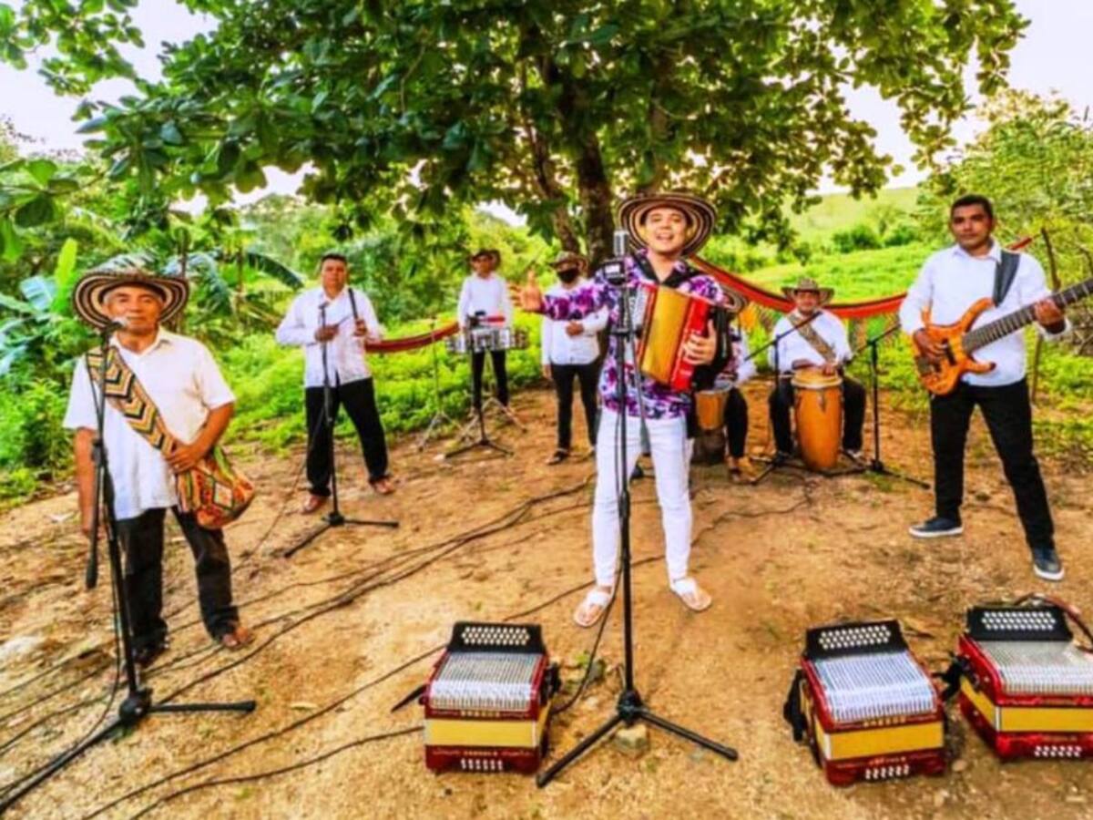 Dos nominados al Latin Grammy 2020 presentes con Unibac