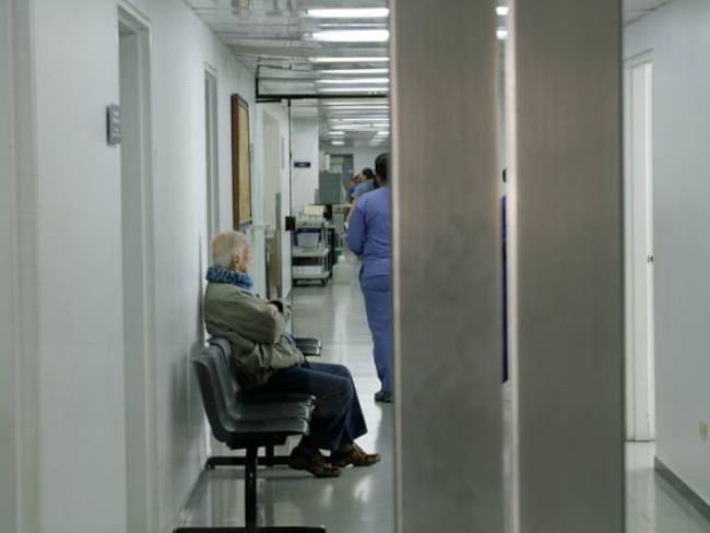 Clínicas y Hospitales piden al Gobierno que reforma tributaria contemple medidas para resolver crisis de salud
