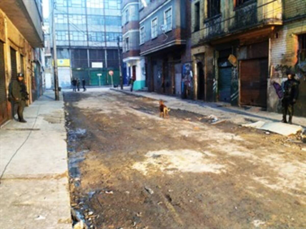 Hay que eliminar las mafias y recuperar la dignidad de los habitantes del Bronx: Distrito
