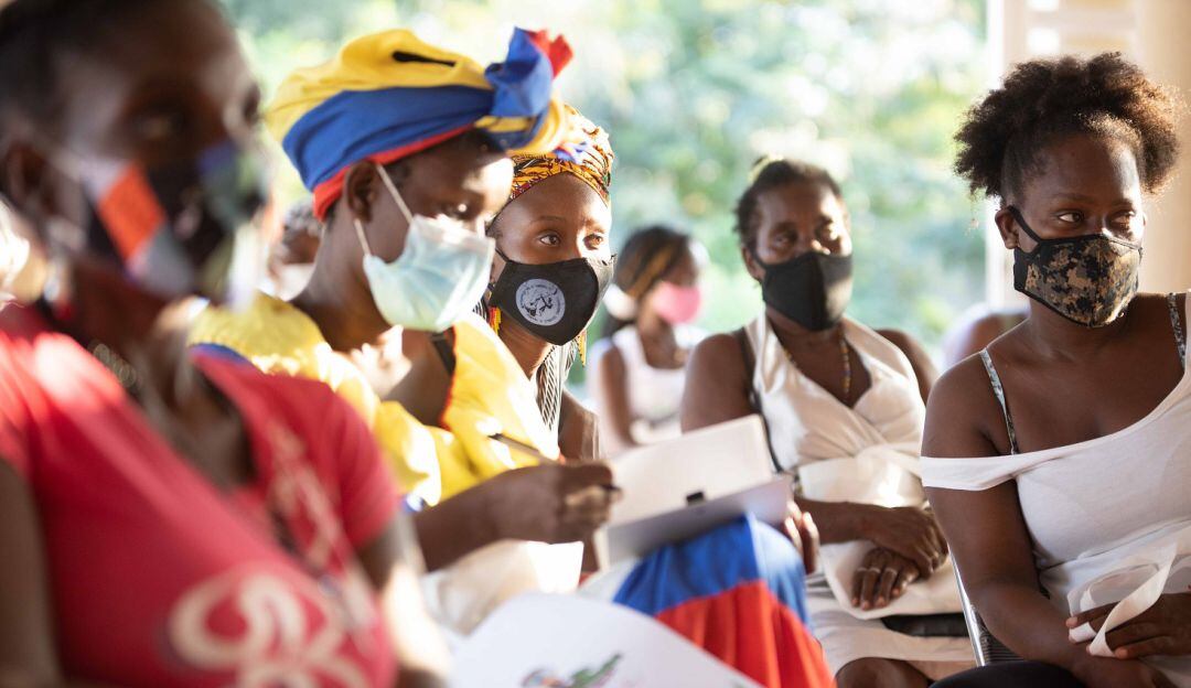 Cocina tradicional palenquera, peinados y estética afro se destaca en la Feria.