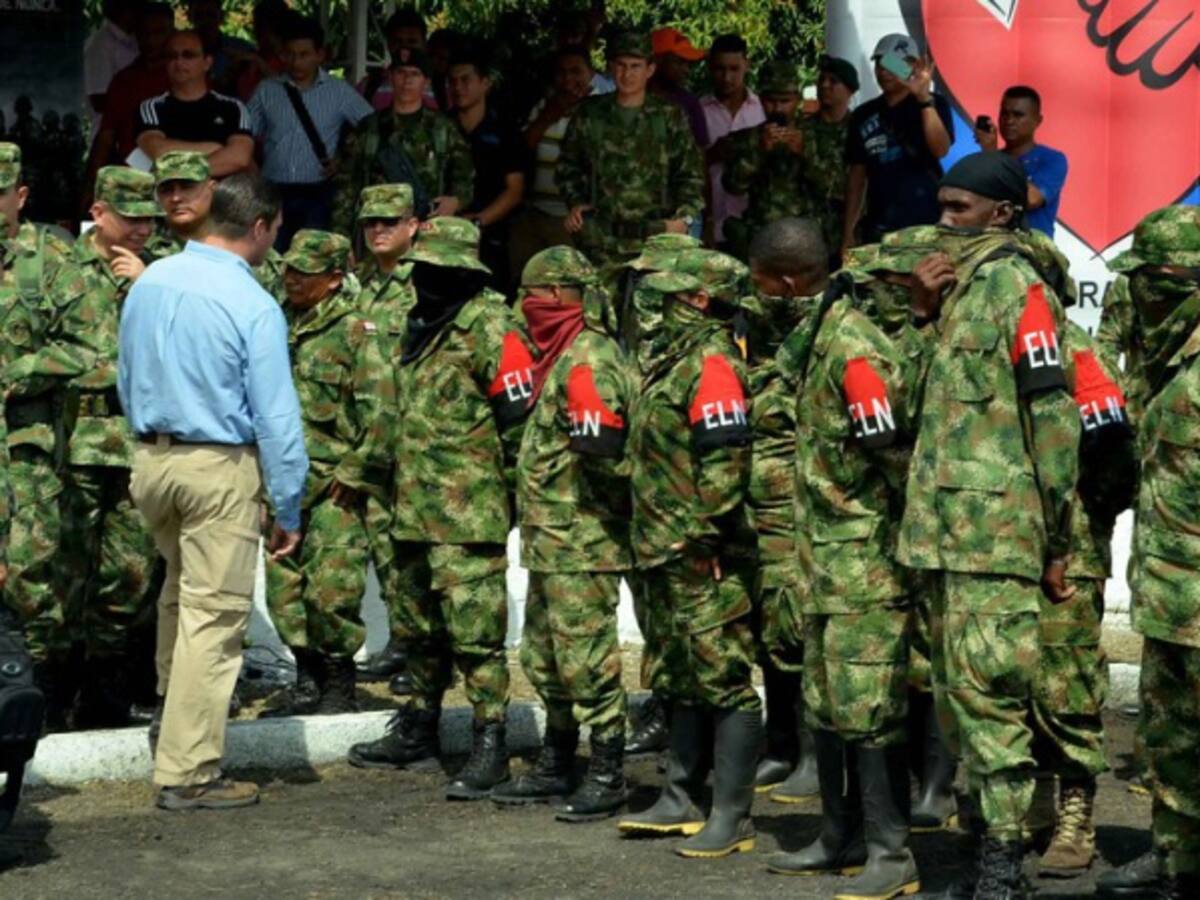 Comisión de paz al Eln: No es el momento de hacer anuncios de guerra