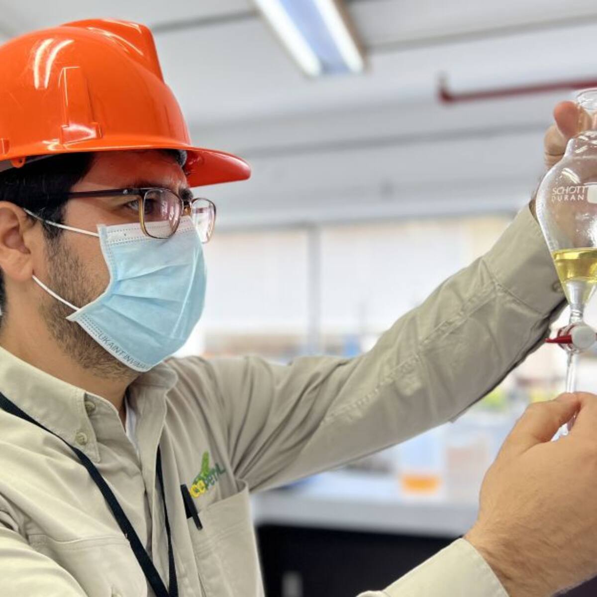 Desarrollan línea cosmética con base de aceites hechos en Santander