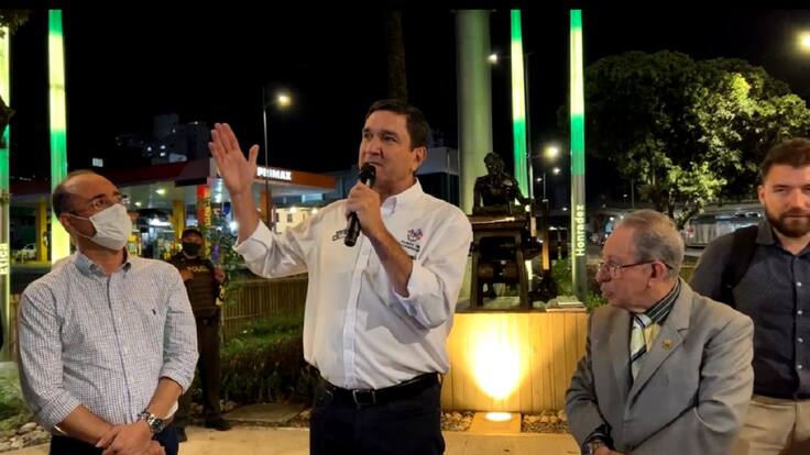 Alcalde Juan Carlos Cárdenas