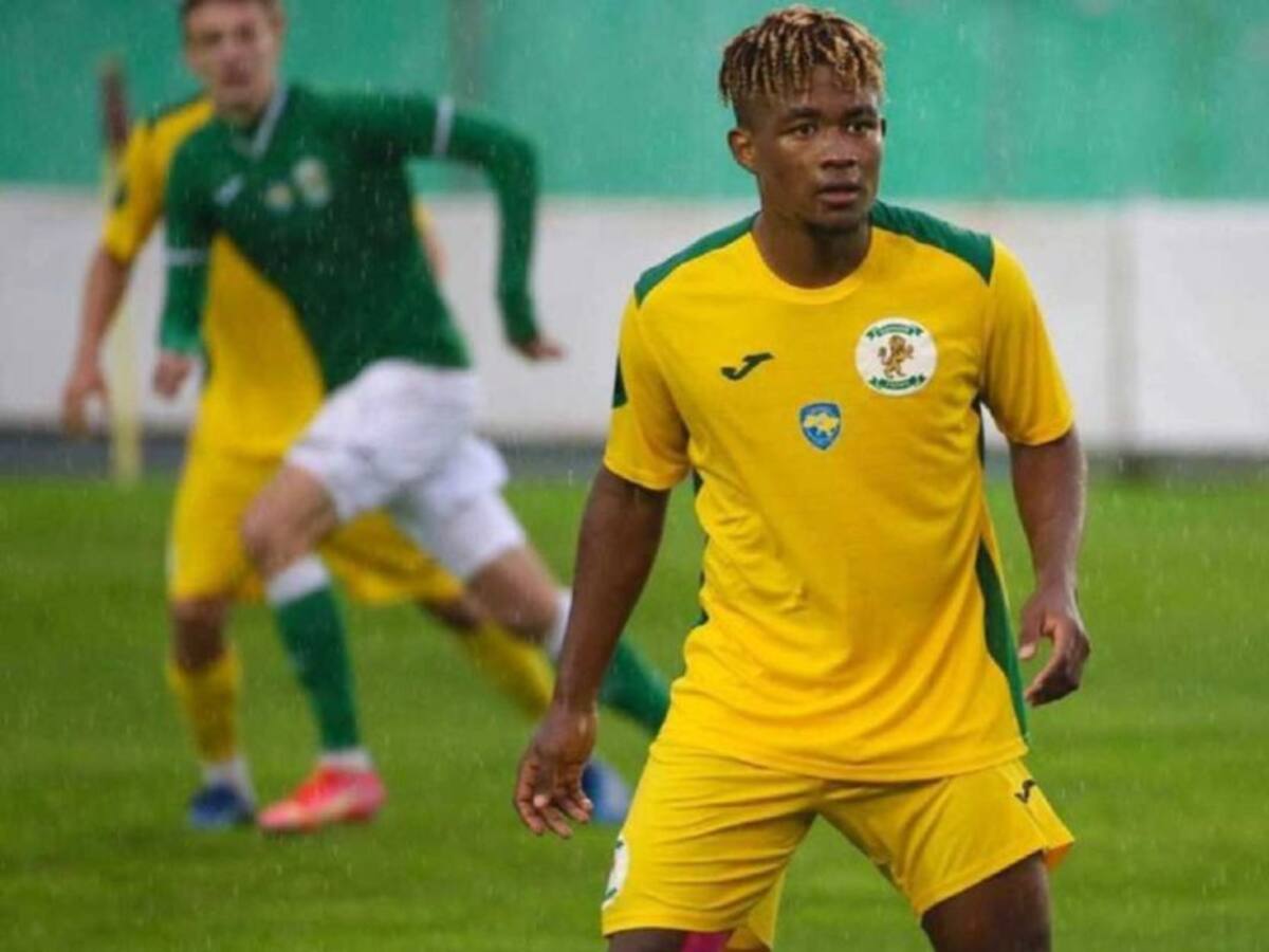 Regresó a Barranquilla el jugador Gilmar Bolívar, quien estaba en Ucrania