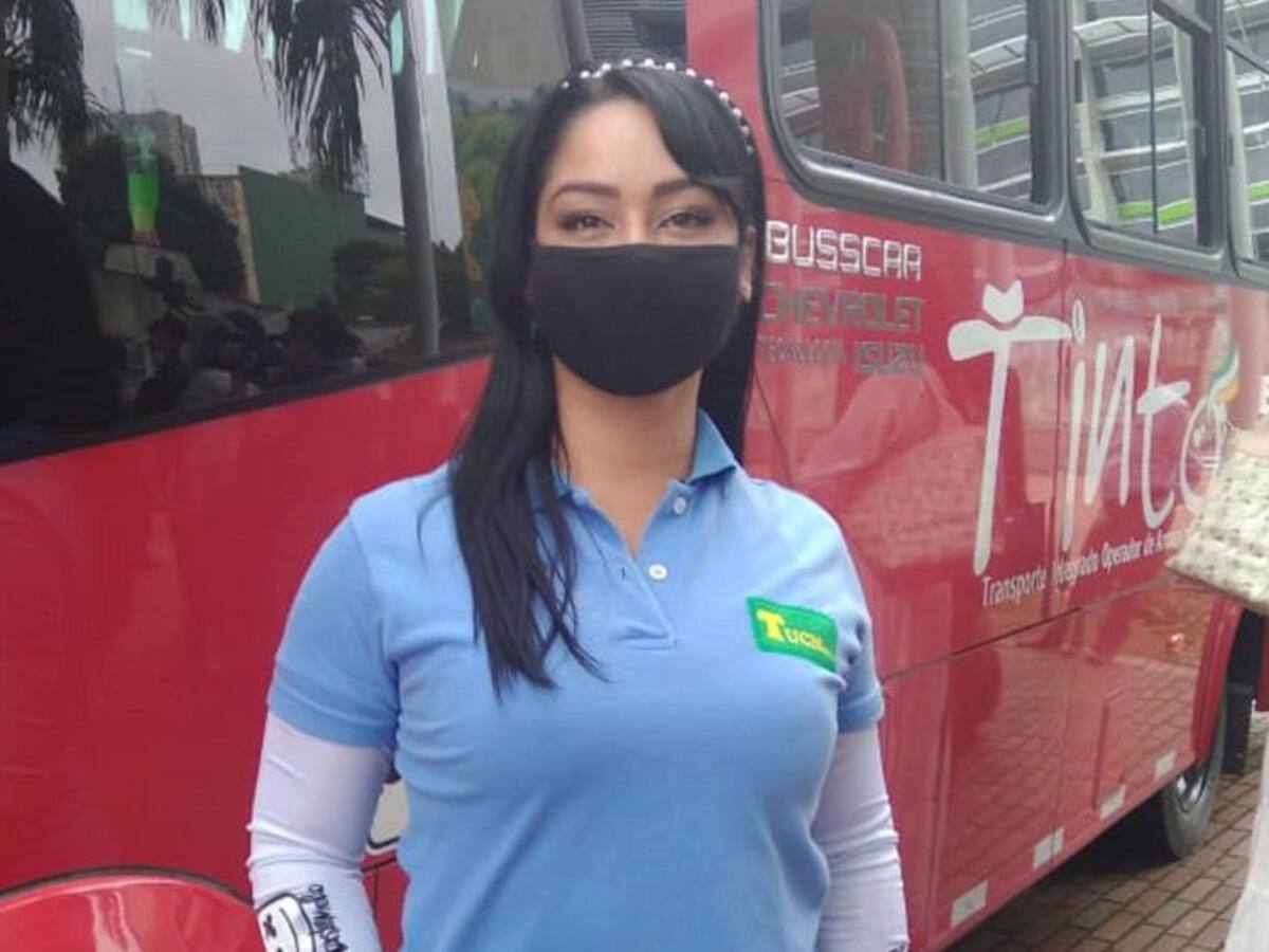 Primera mujer conductora de buses en Armenia resaltó equidad de género