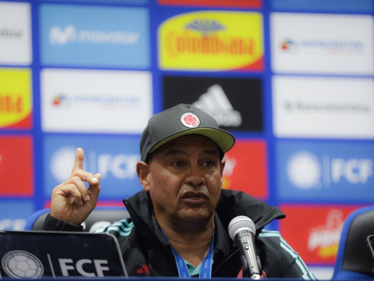 Carlos Paniagua: “Les pedimos a las jugadoras que dimensionaran a dónde llegaron”