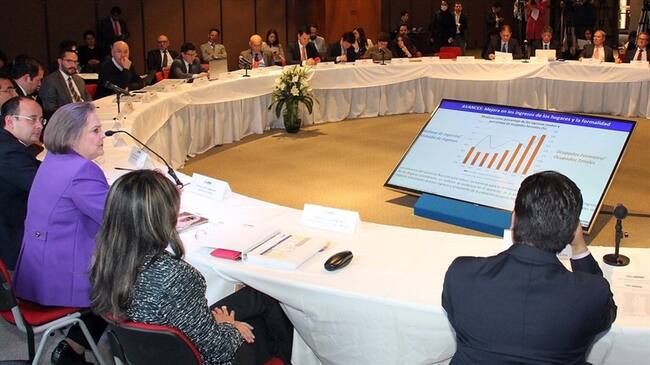 Mesa de concertación del salario mínimo. . Foto: Colprensa