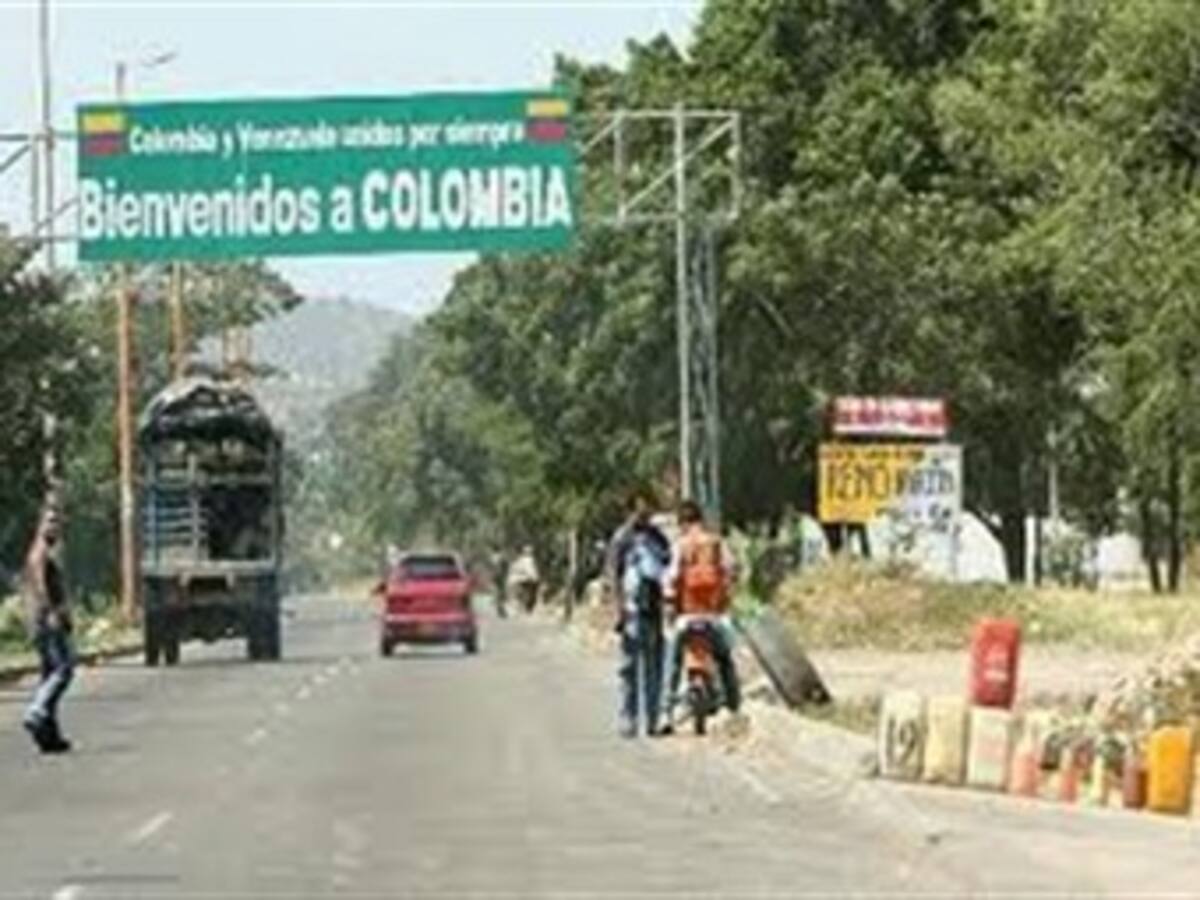 Gobierno venezolano propone cierre de frontera para combatir contrabando
