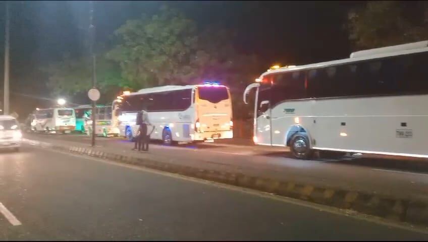 Transporte escolar fronterizo en el puente internacional Francisco de Paula Santander / Foto: Caracol Radio