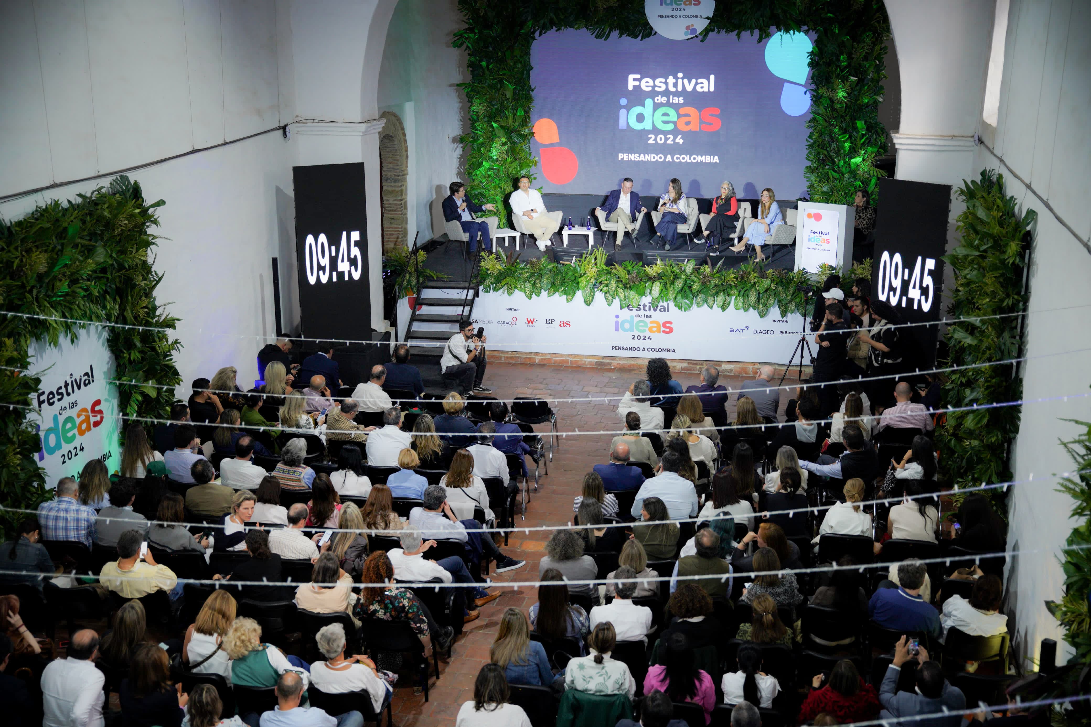 Legisladores discuten el papel crucial del Congreso en las reformas a la educación, salud, trabajo y pensiones, destacando la importancia de la pluralidad y la representación regional. | Foto: Caracol Radio