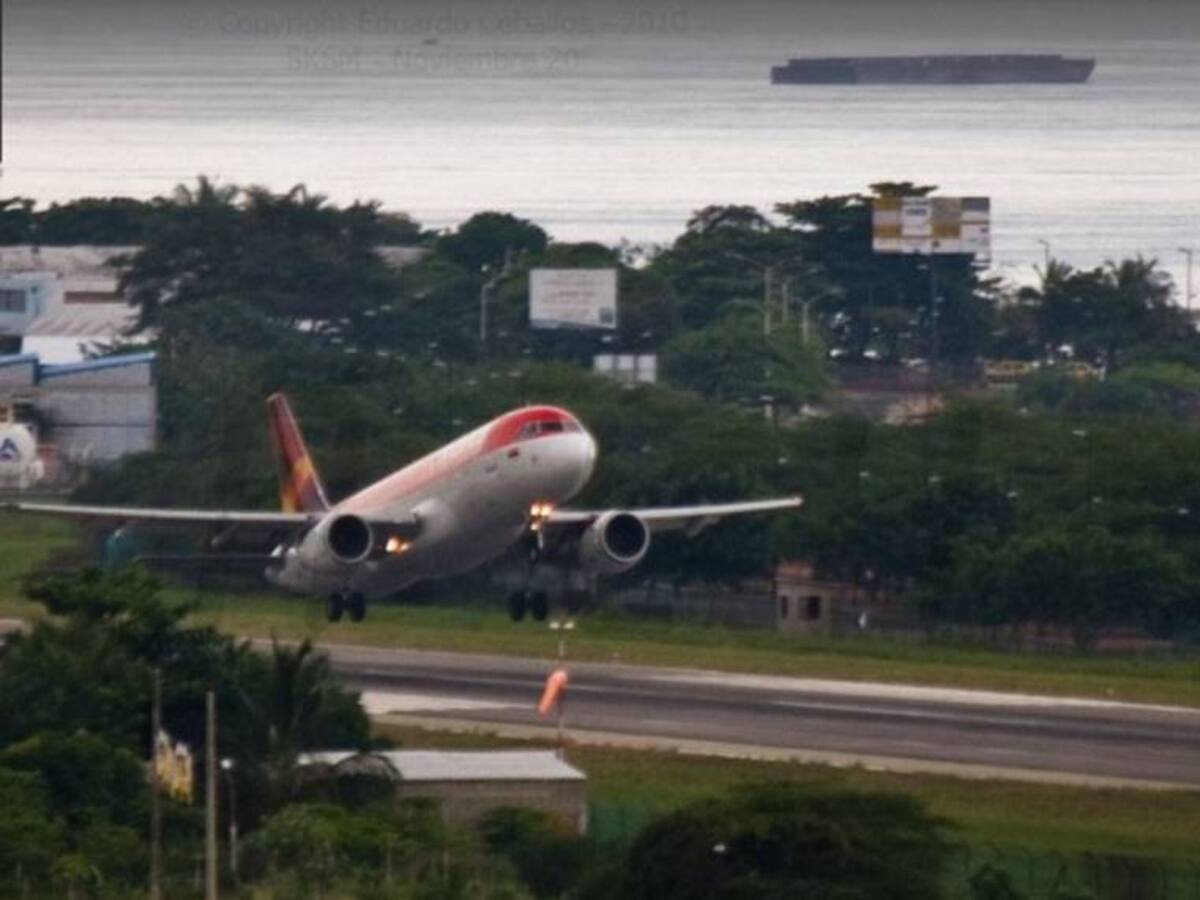 A Cartagena desvían avión que la brisa no dejó aterrizar en Santa Marta