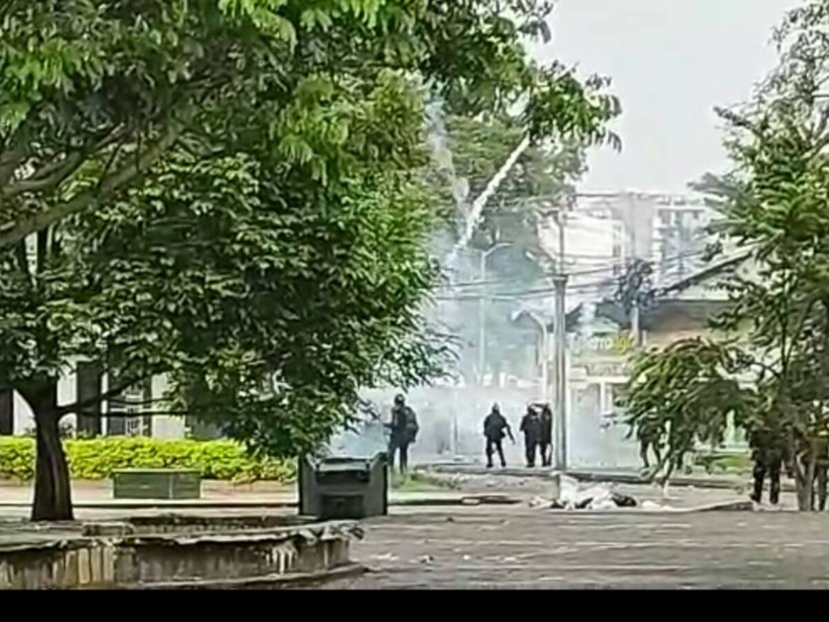 Disturbios en Popayán dejan heridos, detenidos y agresiones a la prensa
