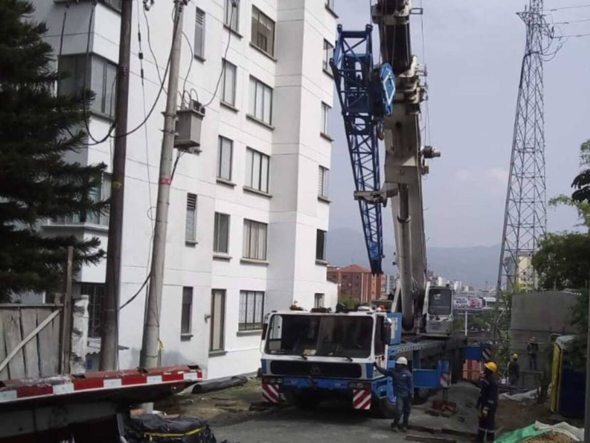 Avanza la instalación de la última pilona del Megacable en Pereira