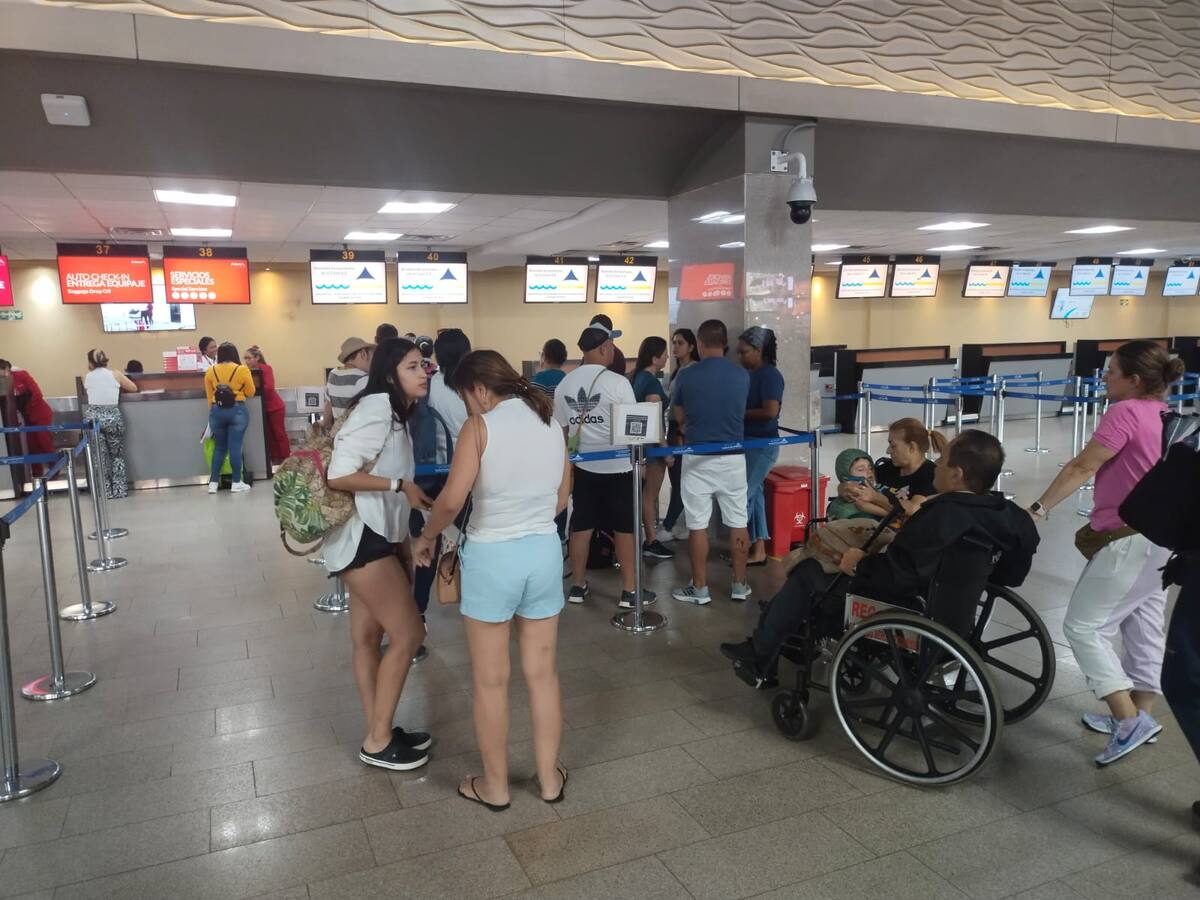 Soluciones a pasajeros de Ultra y Viva avanzan rápidamente en aeropuerto de Cartagena