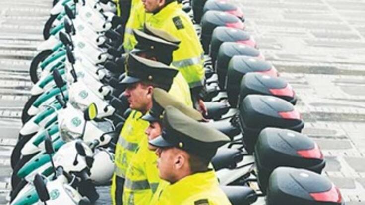 Alcaldesa pidió cuatro mil nuevos policías para Bogotá