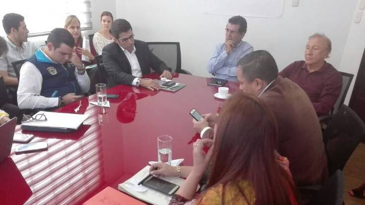 Plantean APP para construir vía en Bucaramanga