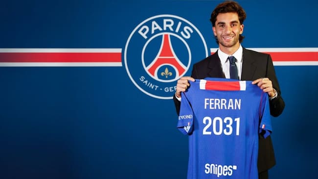 Ferrán Torres ficha por el PSG - Tomada de redes sociales @PSG_inside