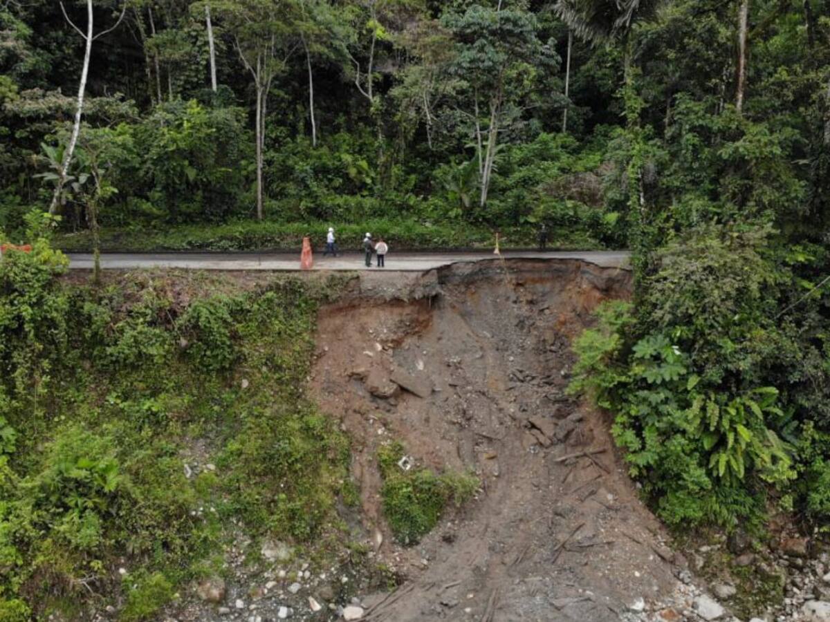 Cierre total de la vía Nacional que comunica a Putumayo con el Huila