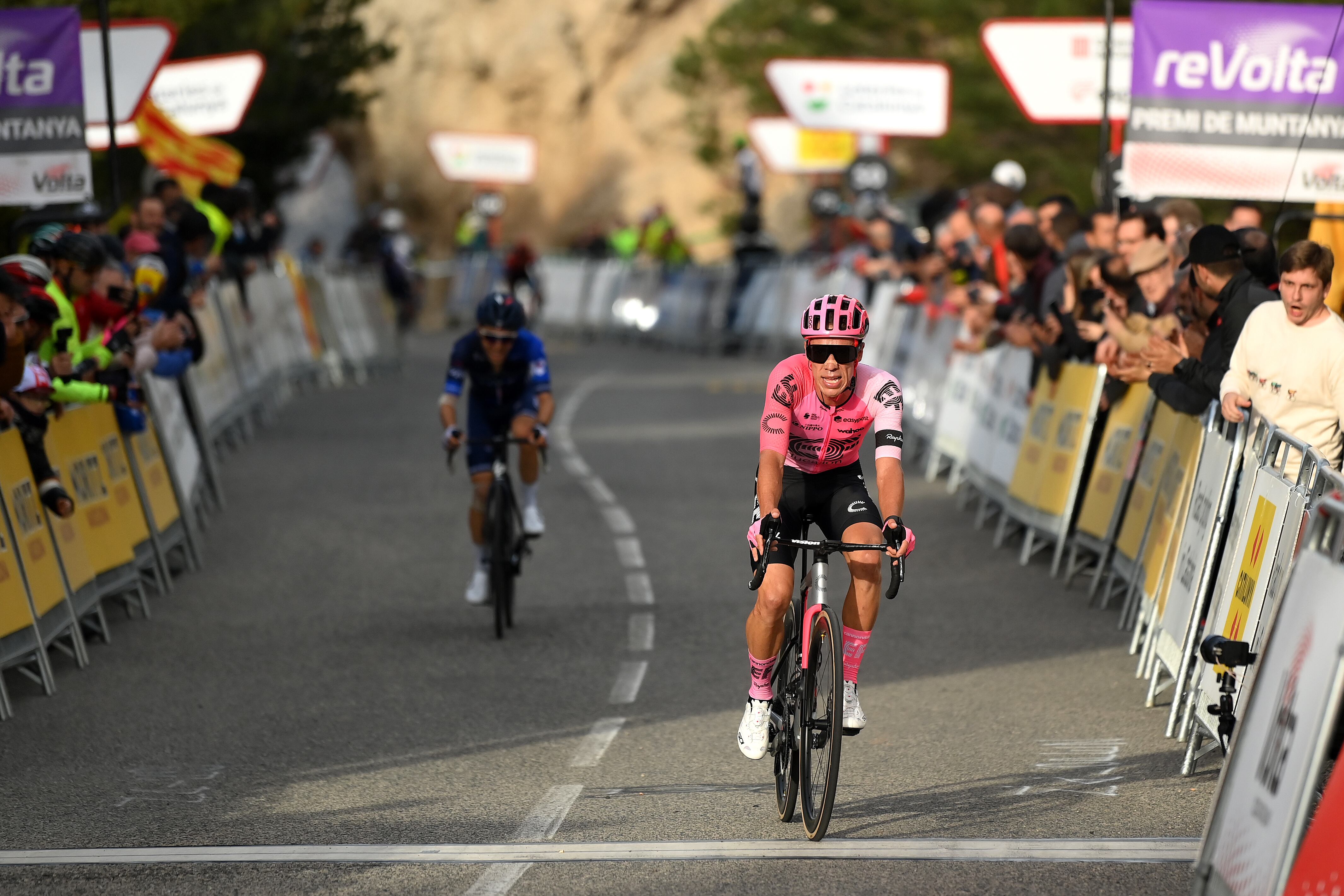 Rigoberto Urán es el mejor colombiano en la clasificación general. (Photo by David Ramos/Getty Images)