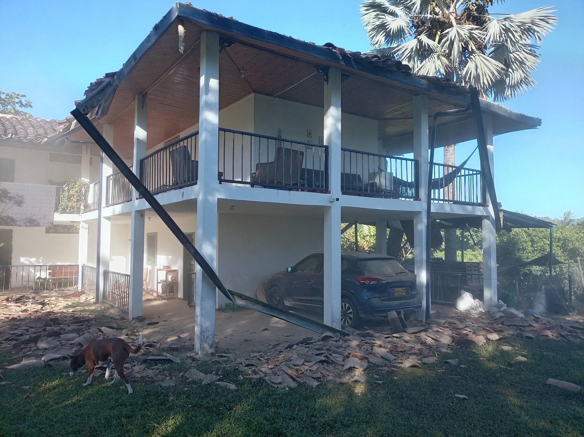 Familia santandereana resultó afectada tras terremoto en Quimbaya, Quindio. Foto: Suministrada. 