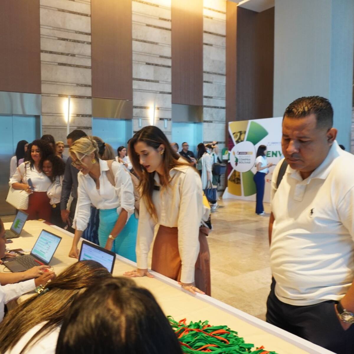 Encuentro empresarial Bolívar Compra Bolívar con Fenalco y la Cámara de Comercio de Cartagena