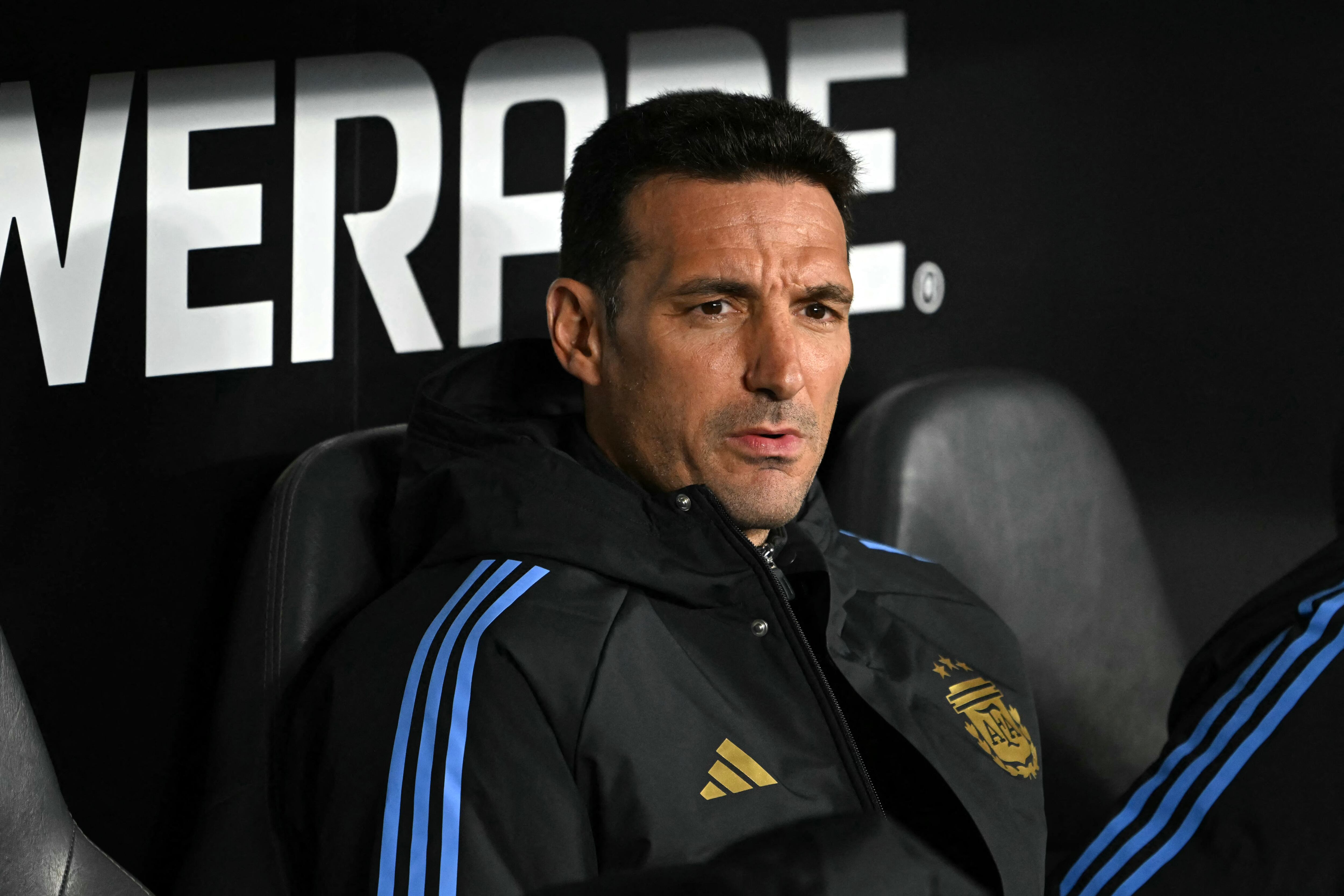 Lionel Scaloni, DT de Argentina. (Photo by LUIS ROBAYO/AFP via Getty Images)