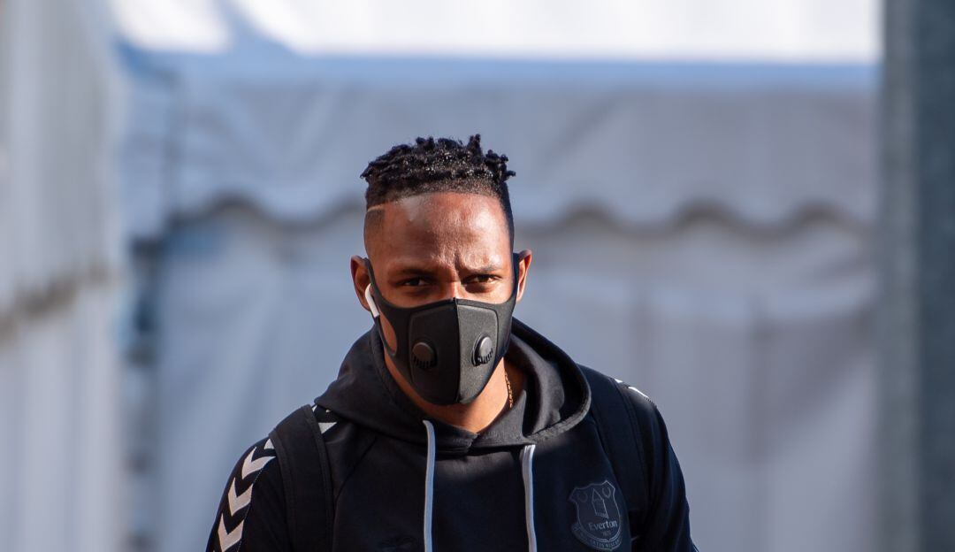 Yerry Mina saldría del Everton FC con destino a Napoli