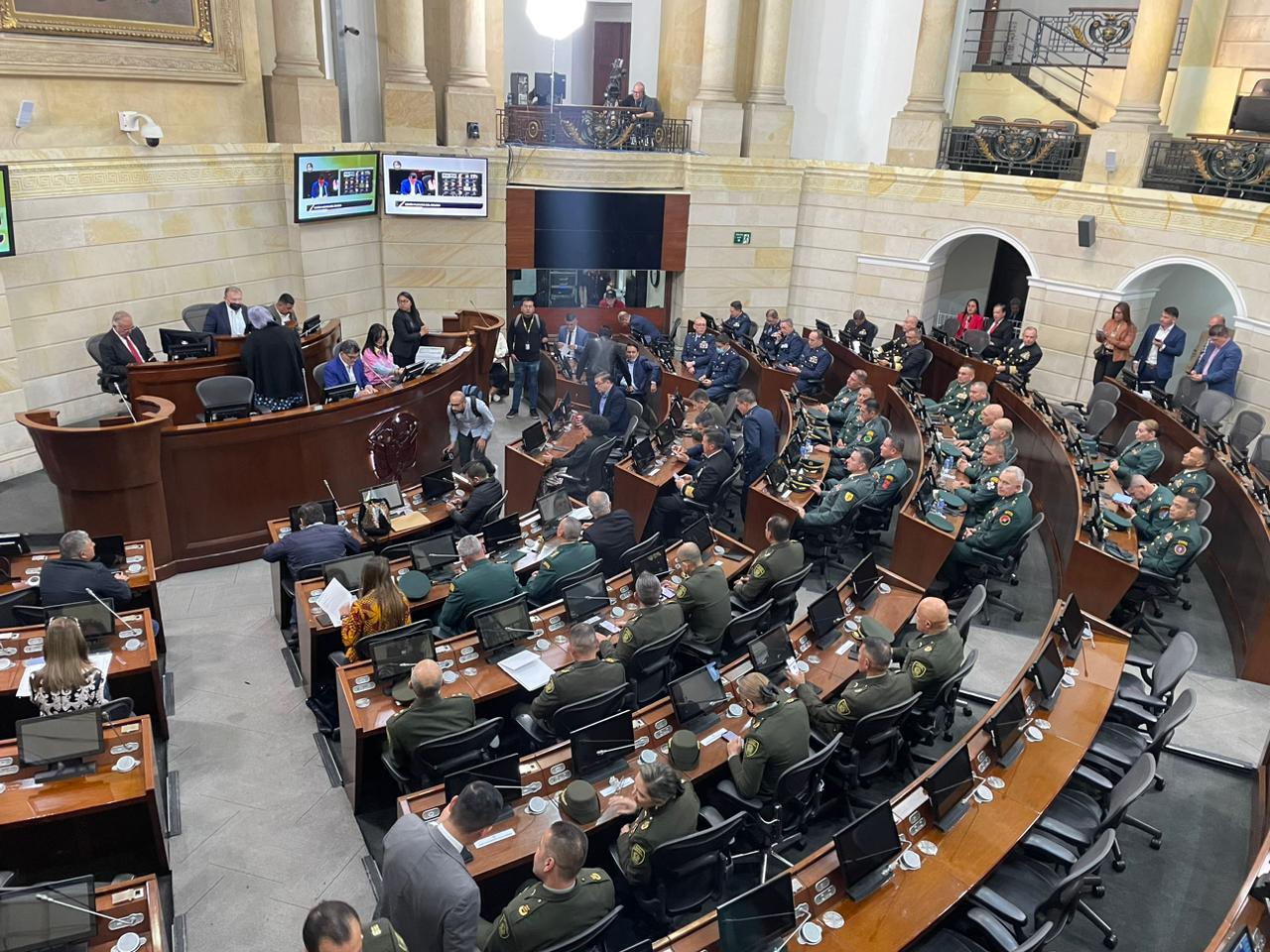 Congresistas piden que las reformas sean presentadas, antes de convocar a las calles (Colprensa)