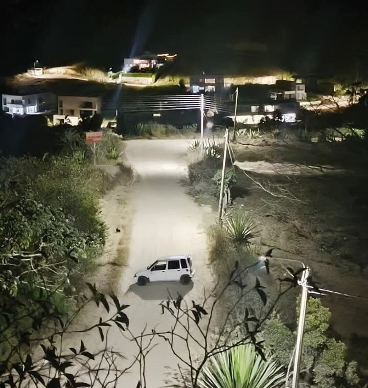 Autoridades verifican vehículo abandonado en Ocaña / Foto: Redes sociales