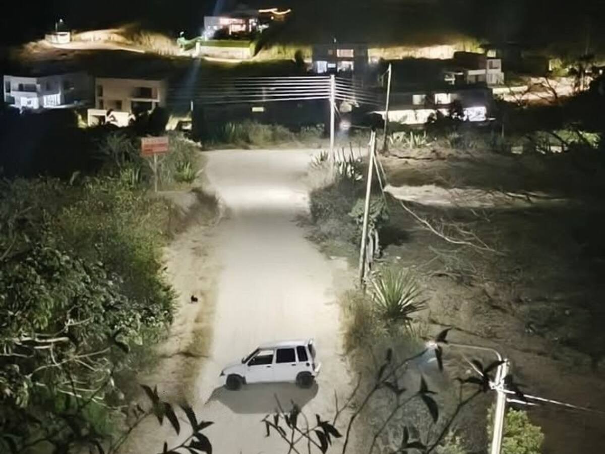 Vehículo con explosivos fue abandonado en el municipio de Ocaña