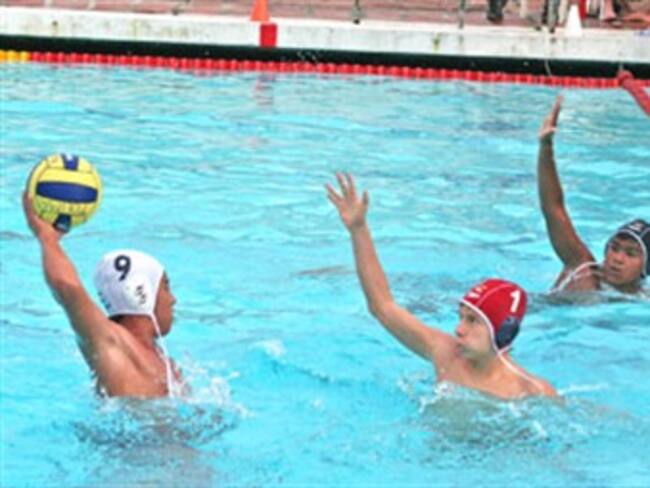 Un colombiano dirigirá la Confederación Suramericana de Natación