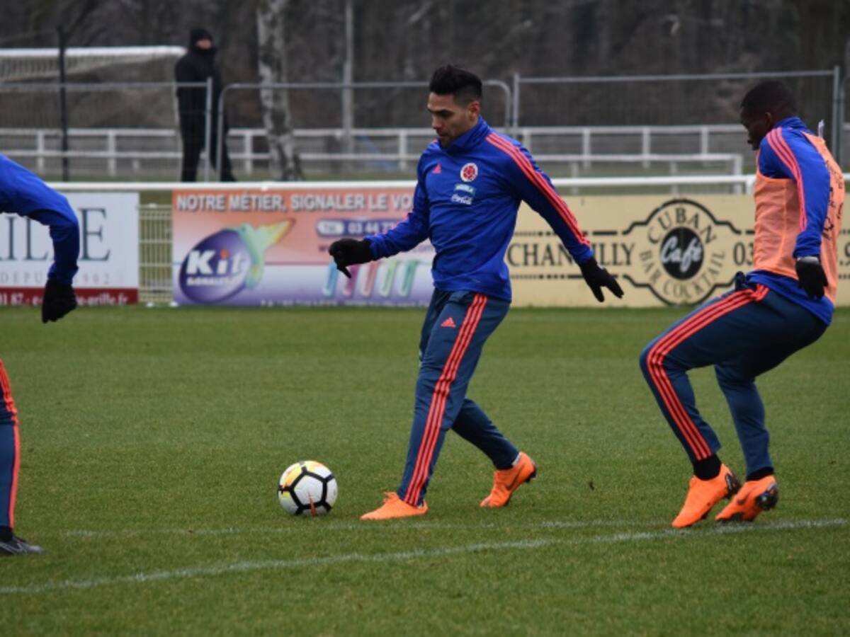 Colombia trabaja en París pensando en su amistoso ante Francia