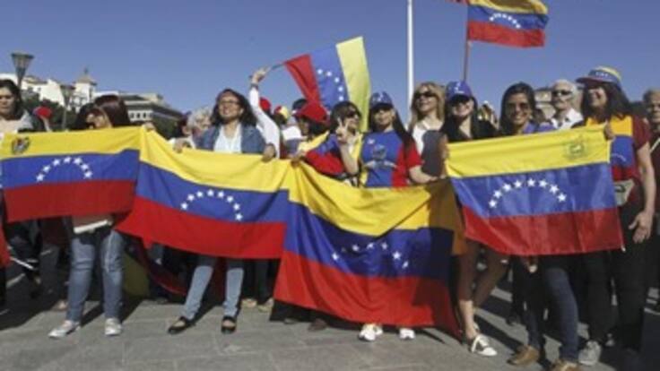 Maduro y Capriles llaman a movilizaciones para el Día del Trabajo