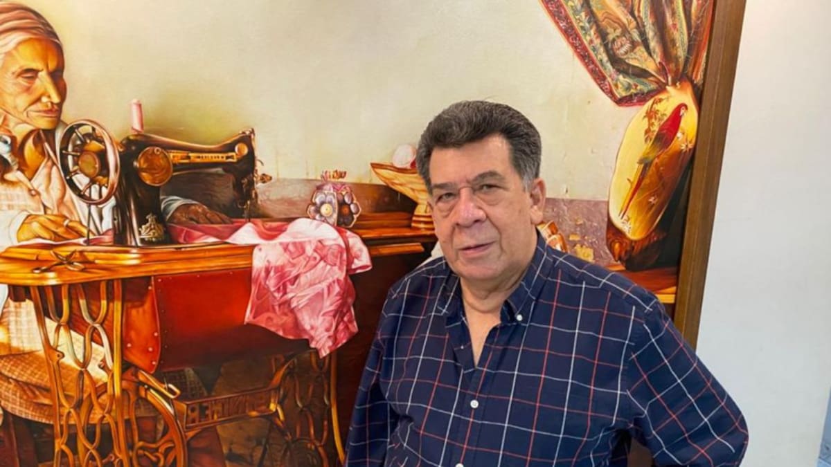 Personaje con Edward Fernández