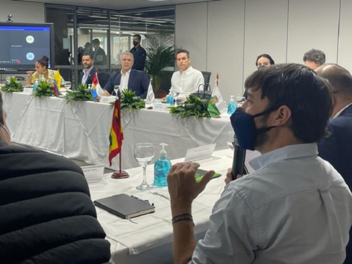 Pumarejo pide a Duque unir esfuerzos para superar bloqueos