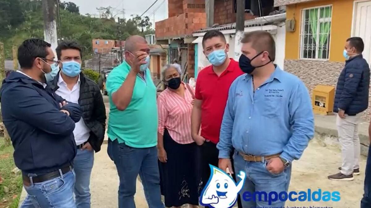 Empocaldas desarrolla proyectos para llevar agua a 4 veredas de Risaralda