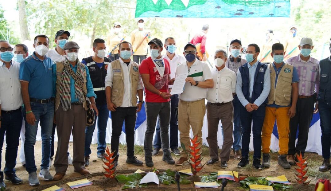 Firma del acuerdo para desbloqueo de carreteras 