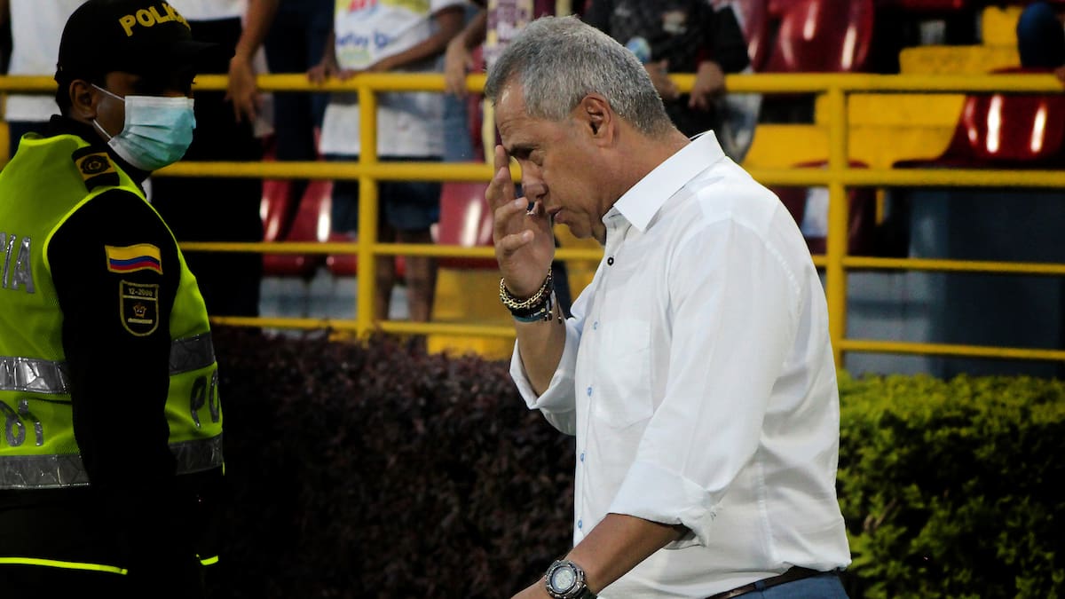 Hernán Torres: “La hinchada está pidiendo mi cabeza, yo sigo tranquilo y trabajando”