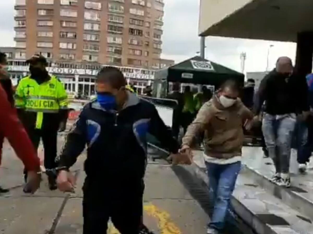 Detienen a 43 personas por hurto en Bogotá