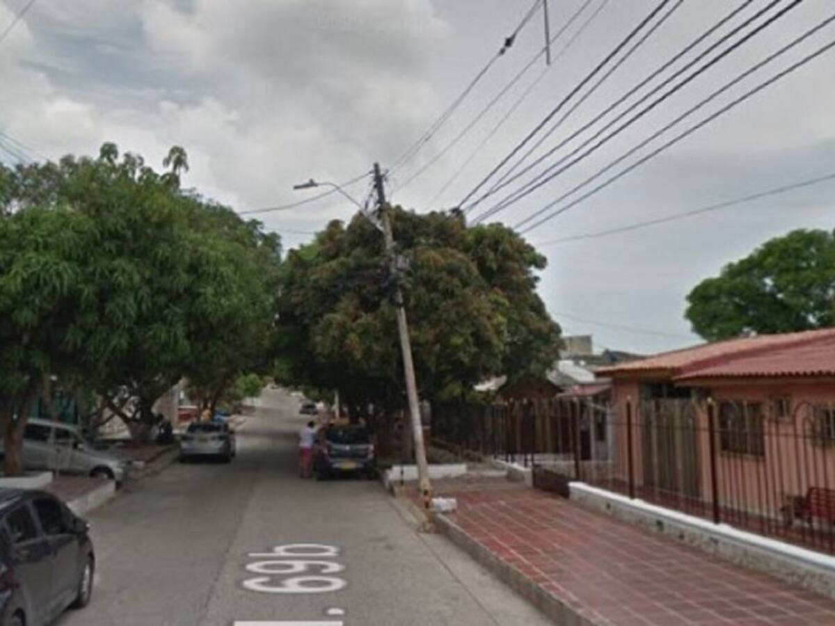 Vecinos del barrio Olaya asustados por posible caída de poste