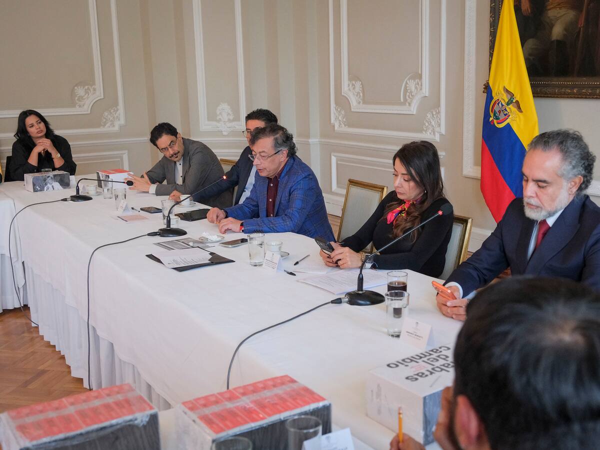 Pacto Histórico insistirá en demandar la elección de Abelardo de la Espriella tras reunión con Petro