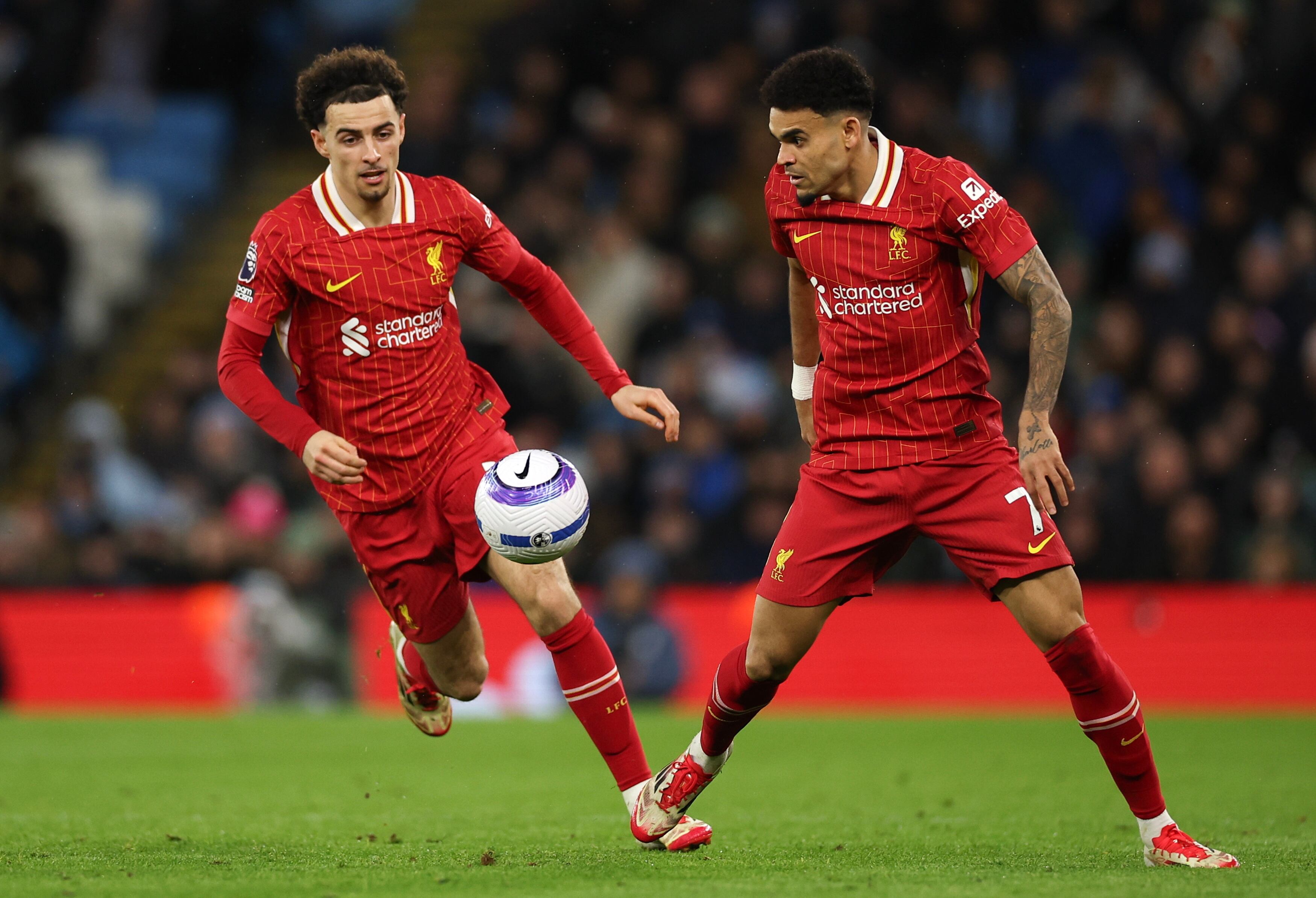 Liverpool se afianza en la tabla 