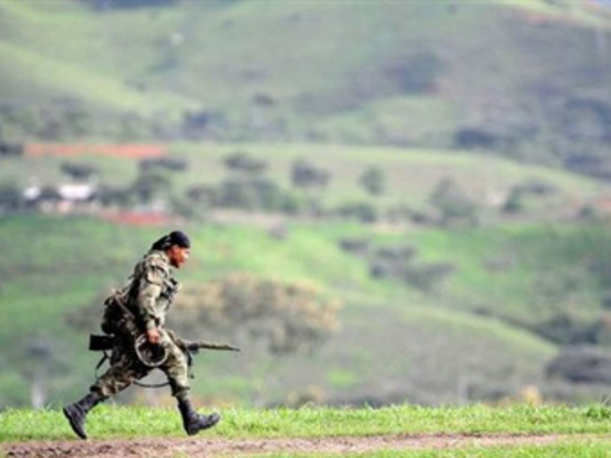 Combates entre el Ejército y las Farc en el norte del Cauca