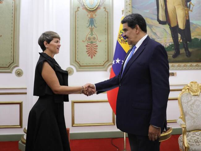 Primera Dama, Verónica Alcocer, estuvo de visita oficial en Venezuela