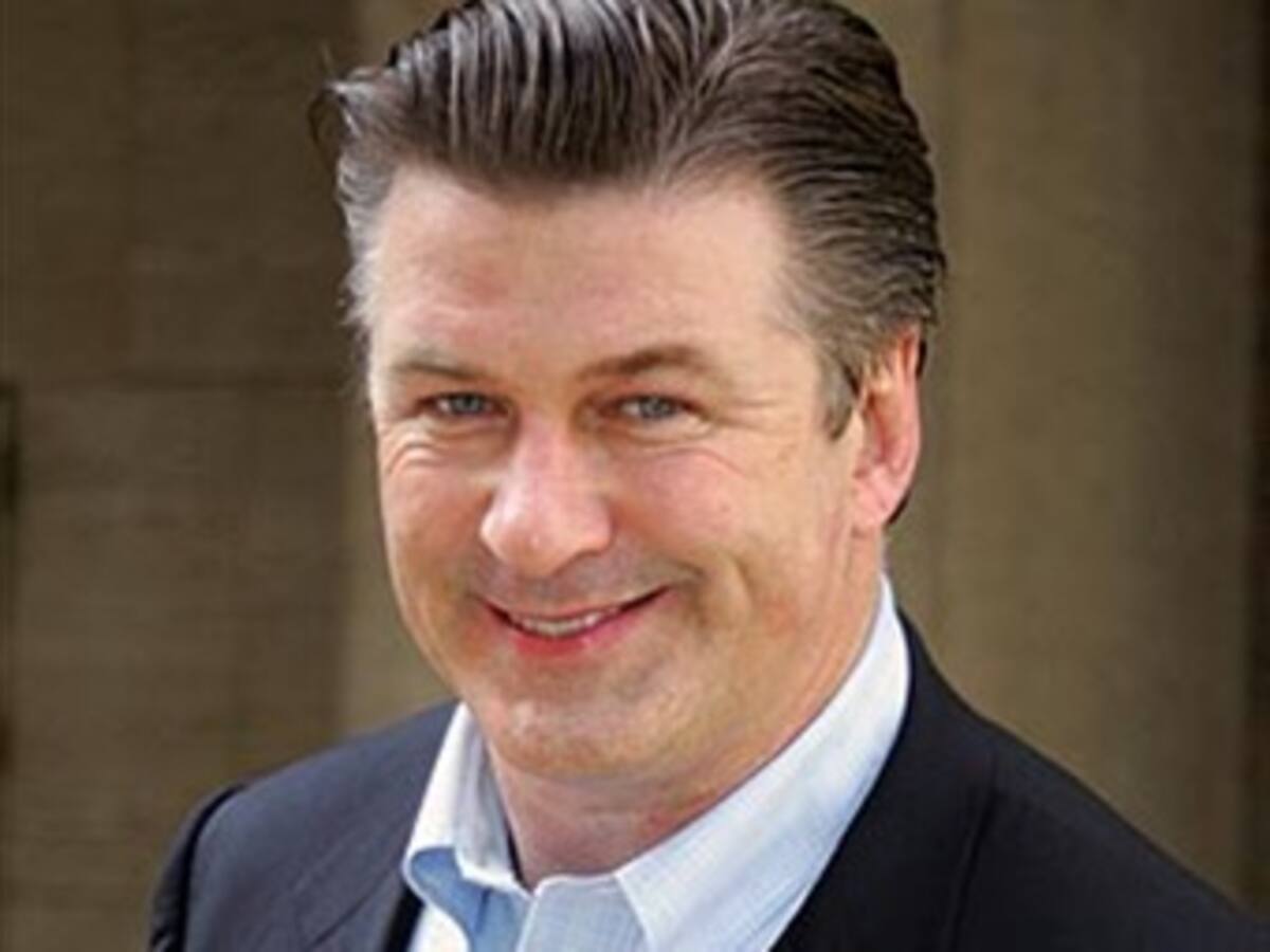 Alec Baldwin sopesa ser candidato a alcalde Nueva York tras escándalo Weiner